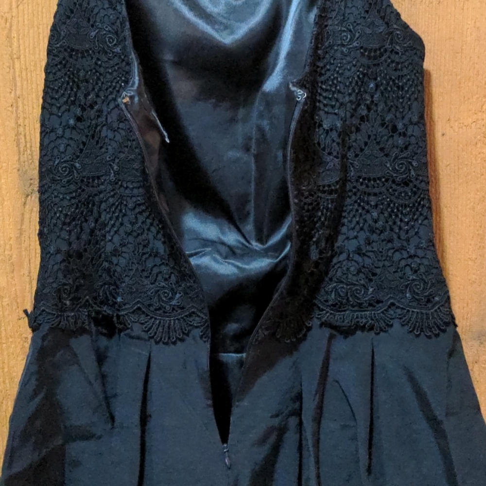 BHWM - Black Lace Pocket Dress - Picture 12 of 13